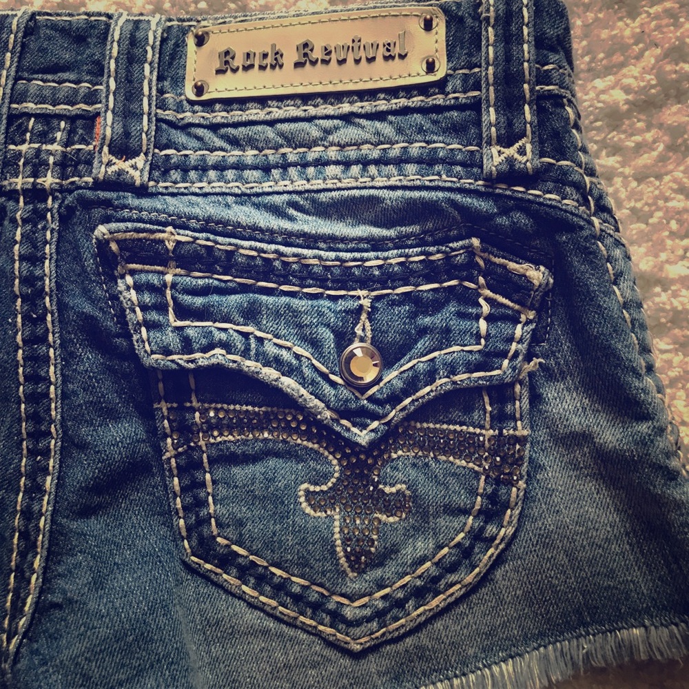 💕Rock Revival💕 Scarlett Shorts Sz 26!